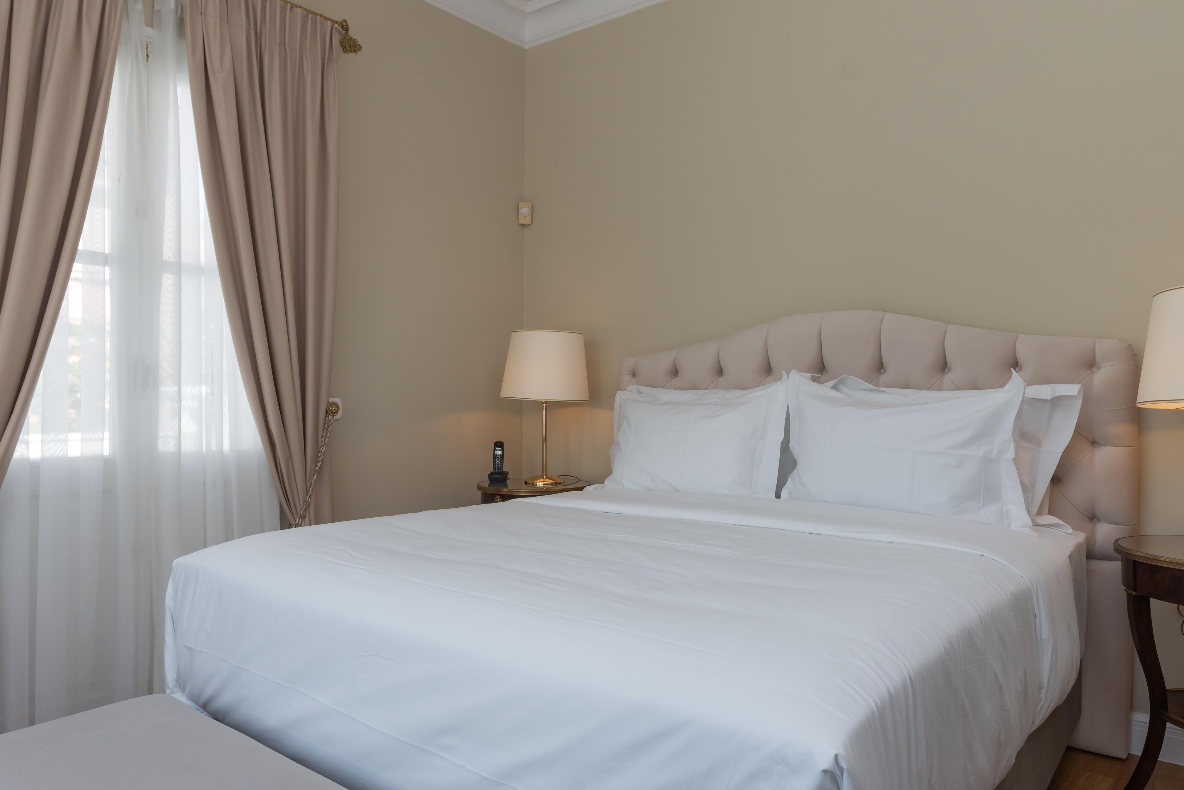 Noble Suites Aten Exteriör bild