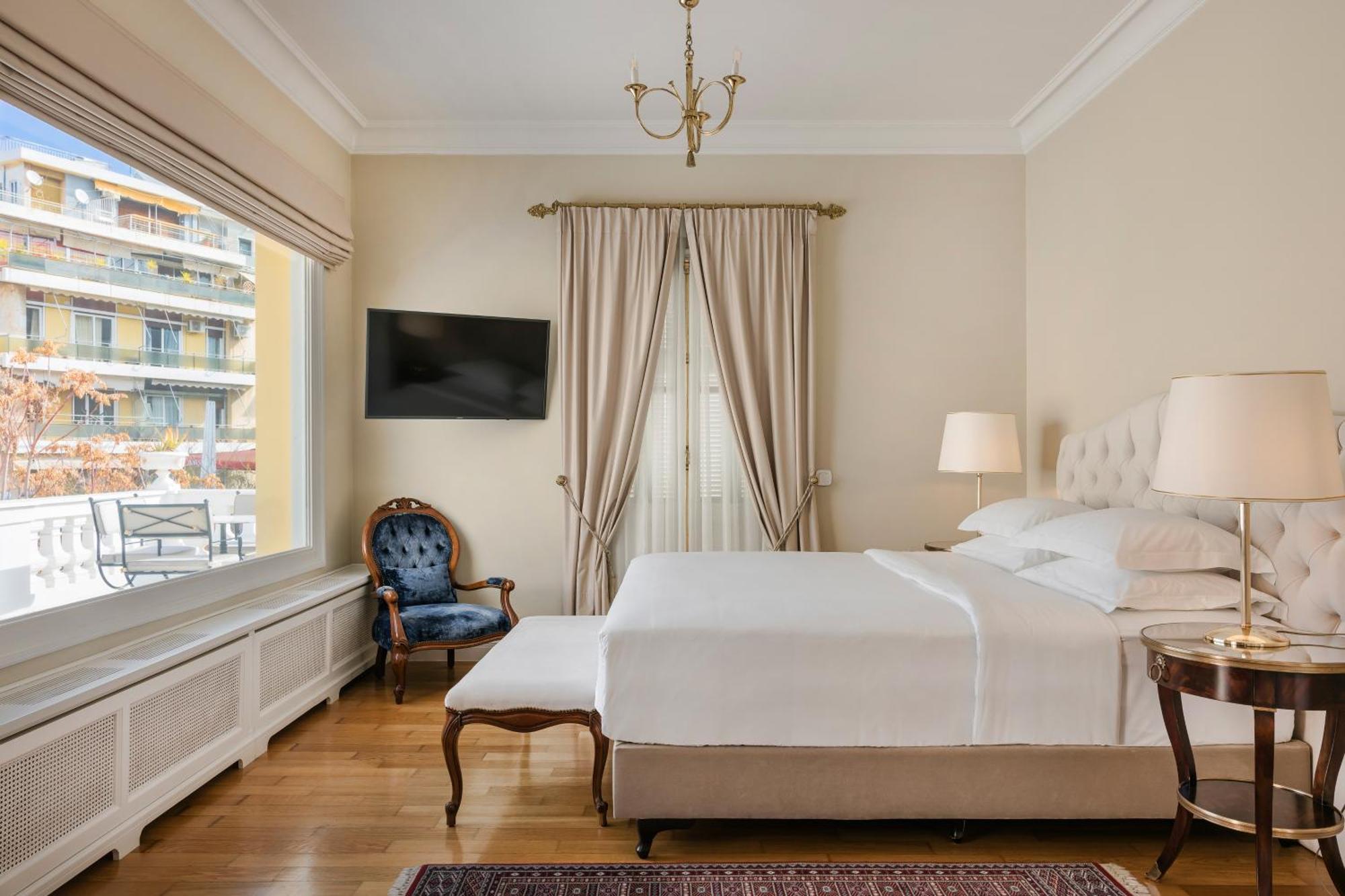 Noble Suites Aten Exteriör bild