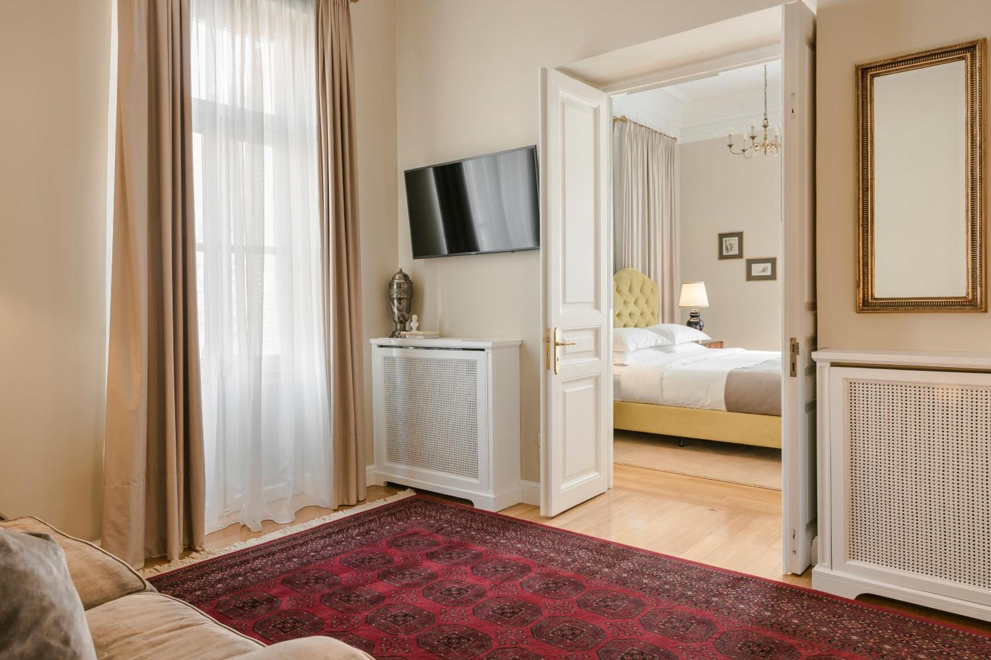 Noble Suites Aten Exteriör bild