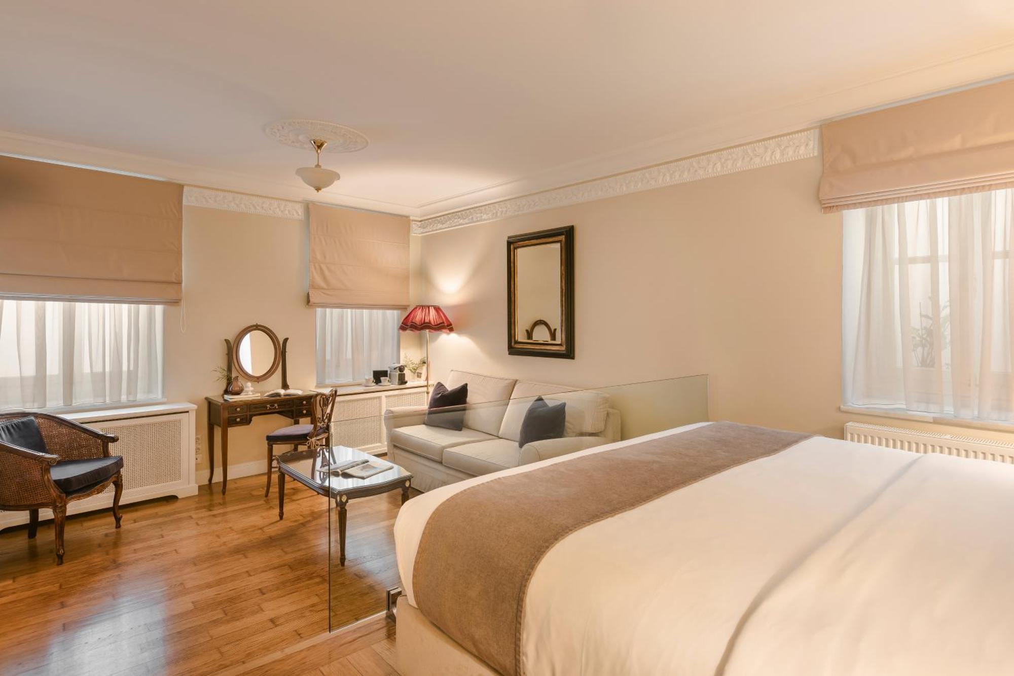 Noble Suites Aten Exteriör bild